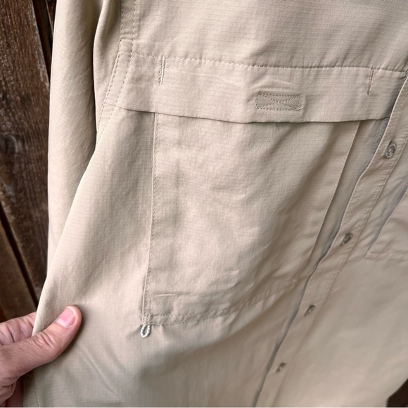 Eddie Bauer Men’s Guide Long Sleeve Rip Stop Button Down Shirt NWT In Beige Sz M - Picture 6 of 16